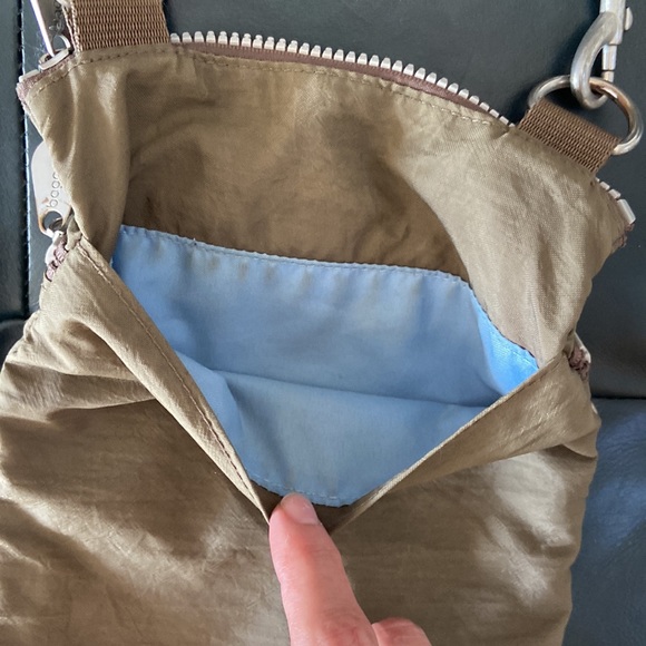 Baggallini crossbody - Picture 11 of 13